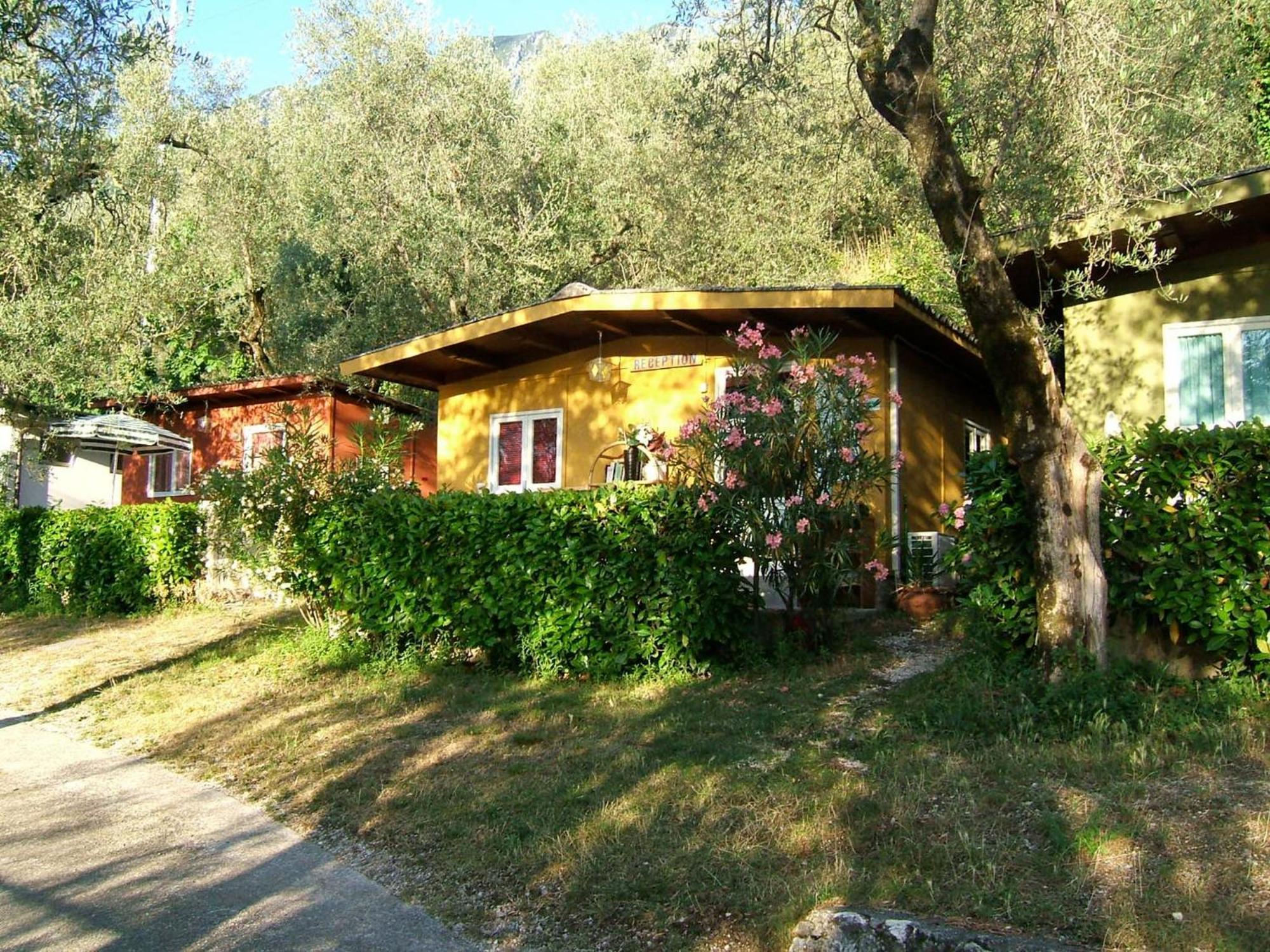 Hotel Aquacamp Brenzone sul Garda Exterior foto